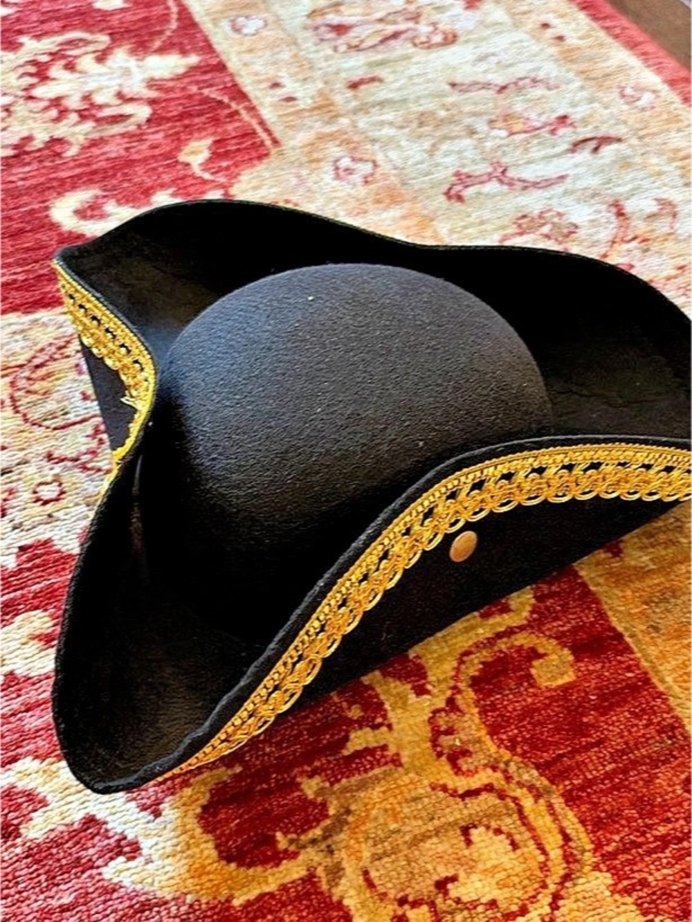 Black & Gold Costume Tricorne 1700s Hat Like New